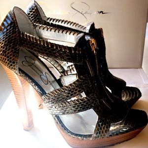 Jessica Simpson “Striker” sandal heel